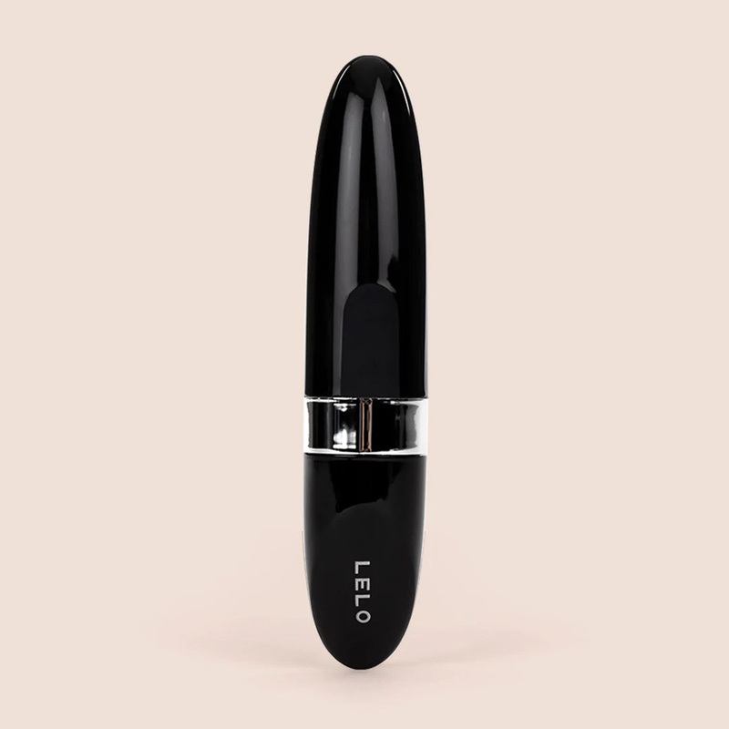 LELO MIA 2  | discreet lipstick vibe